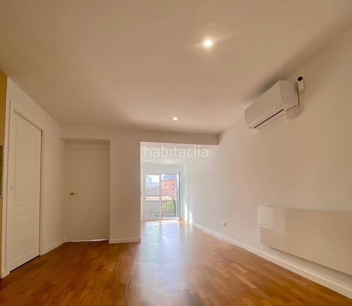 Foto 0581c9ce-8f7d-4907-98fb-f994fbb791fb. Flat with heating in Trinitat Valencia