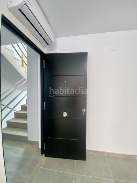 Foto 596a2cc9-7fc7-46bd-905b-b91e764aab33. Pis a Centro puerto Sagunt