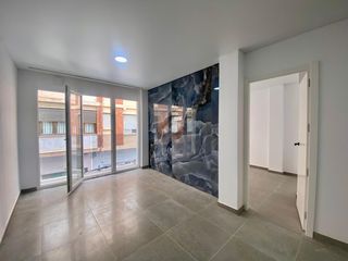 Pis a Centro puerto. Moderno piso en venta a pasos del mar en puerto de sagunto