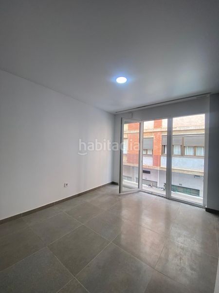 Foto fea9d409-679f-453b-b6db-2e2e6310a928. Pis a Centro puerto Sagunt