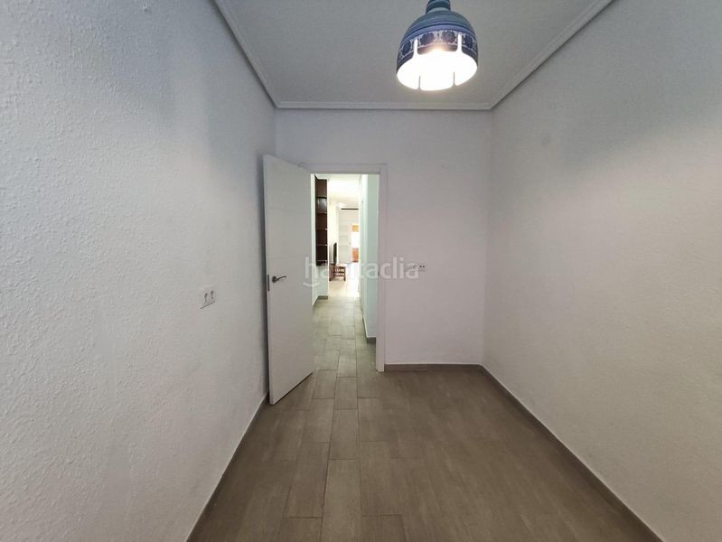 Foto 4ca0f00b-dc49-4734-8576-ea0420f16ac0. Casa  de pueblo reformada con terraza y gran potencial en Aldaia