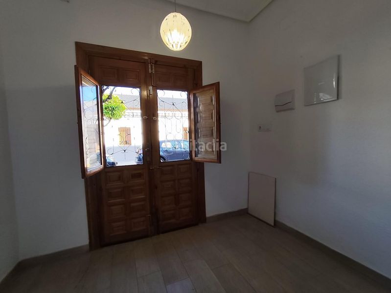 Foto fb324fbd-64a9-4bcb-874d-d992ebb1044e. Casa  de pueblo reformada con terraza y gran potencial en Aldaia