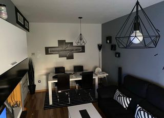 Pis a Parc Central. Piso en parc central torrent con piscina y garaje