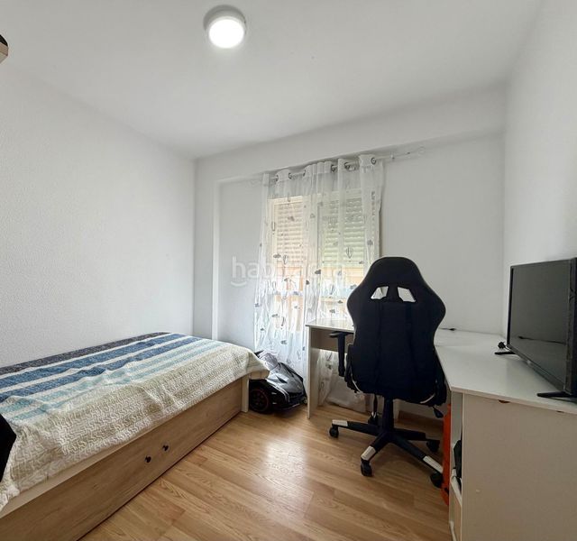 Foto b1371bc2-311b-42ac-b077-c68f8c094e62. Pis a Benimàmet Valencia