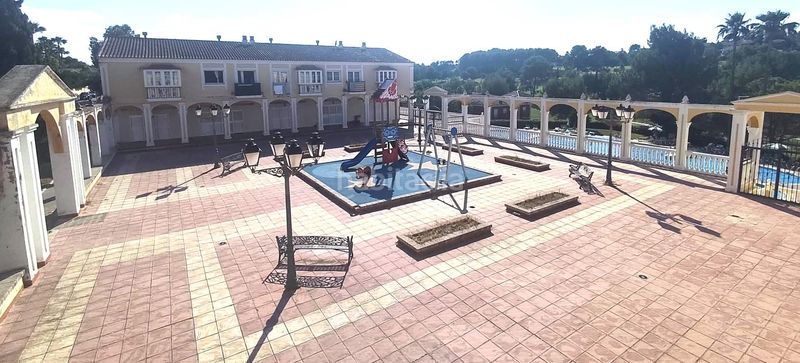 Foto e78fc225-d44d-4182-9d40-fbc998f2fcfb. Pis amb calefacció aparcament piscina a El Bosque Chiva