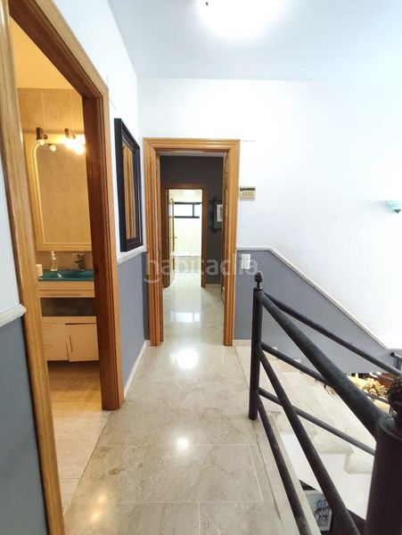 Foto a26b744f-7ca8-4600-bab9-7ee98c2ce786. Casa adossada amb aparcament piscina a El Vedat - Santa Apolonia Torrent