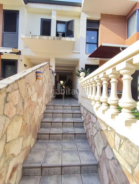 Foto f1226cd3-8403-4fdd-a706-e077a94ff491. Casa adossada amb aparcament piscina a El Vedat - Santa Apolonia Torrent