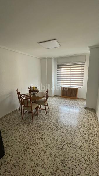 Foto c0fef5dd-bacf-45a0-8d0e-674789ab3e4d. Appartement dans Feria Albacete