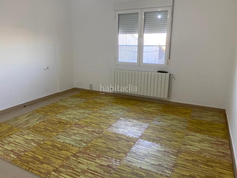 Foto 76f39a57-1baa-46a5-b23d-9fe9ca650f77. Casa adosada en Motilleja