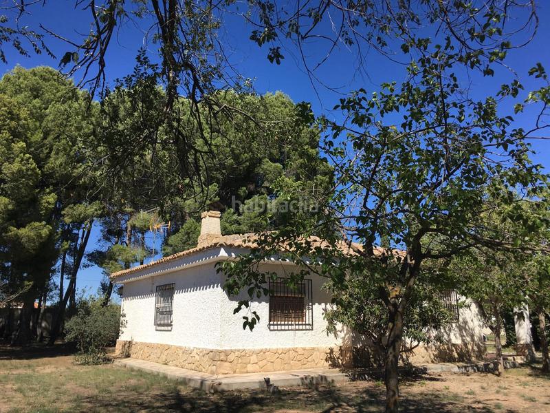 Foto f4bac18d-9f9c-4c9e-80ce-b57c02a5f4a6. Chalet con parcheggio piscina in Pedanías - Extrarradio Albacete