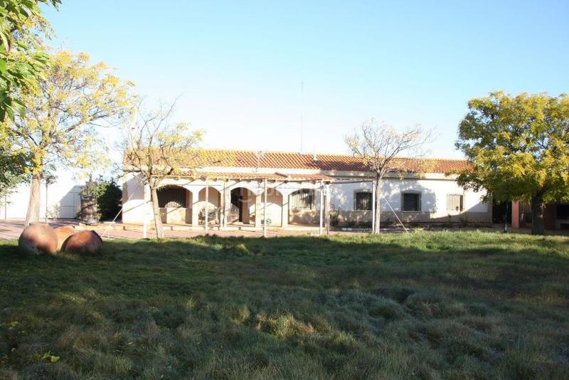 Foto 0e08281a-9114-46cd-80f2-3f5226b6f257. Chalet with heating parking pool in Pedanías - Extrarradio Albacete