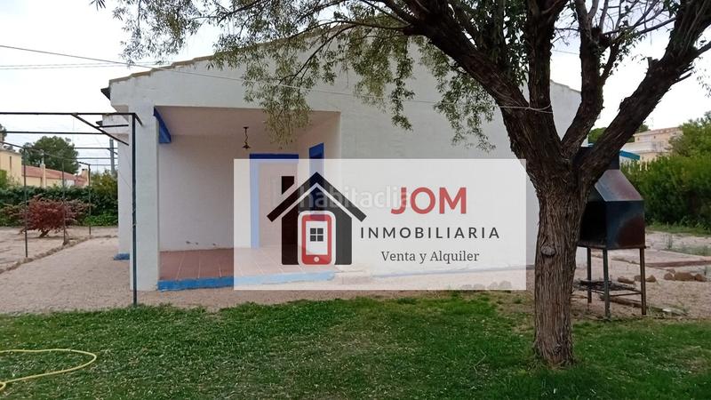 Foto fcc55a39-b404-43e0-b92f-33768e2a4fb3. Chalet con camino parcheggio in Pedanías - Extrarradio Albacete