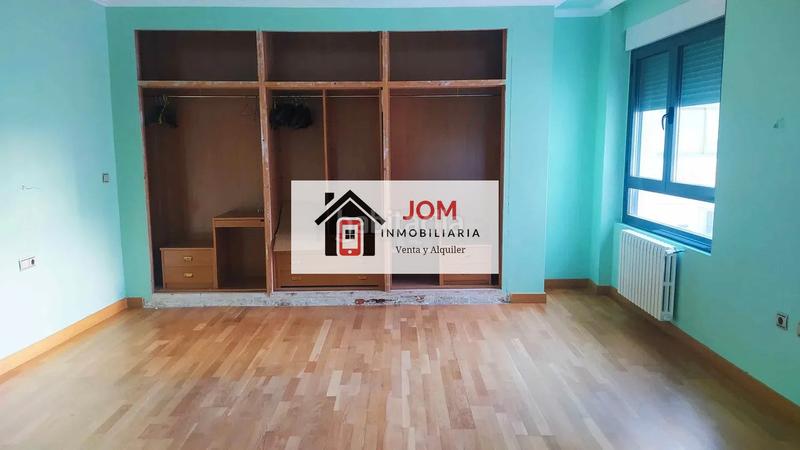 Foto 93472e3d-1db6-4768-8143-8fabb530f839. Pis amb calefacció aparcament a Parque Sur Albacete