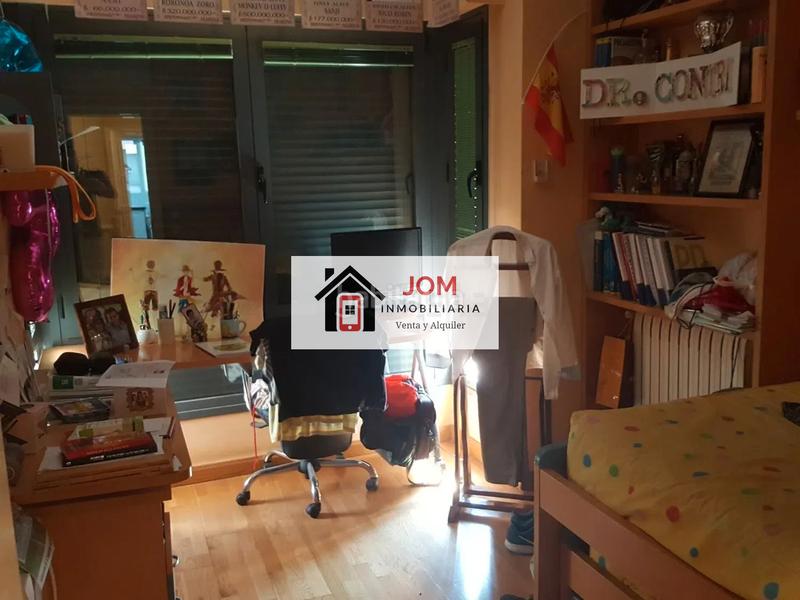 Foto f40d7804-a852-4cbd-88d3-7b02df4740a3. Pis amb calefacció aparcament a Parque Sur Albacete