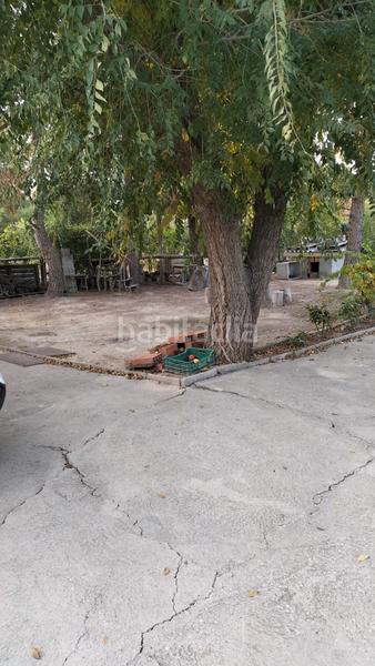 Foto 2a39a74b-f7b2-4e3c-bcaf-655eafe91c8e. Chalet con camino parcheggio in Pedanías - Extrarradio Albacete