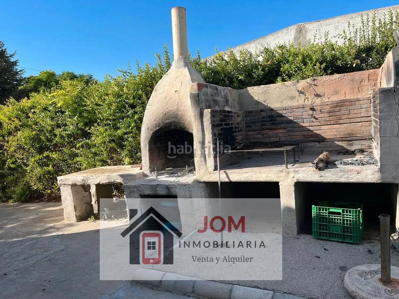 Foto dfc4afc7-490d-4e58-8fef-f55a03dac992. Chalet con camino riscaldamento parcheggio piscina in Albacete