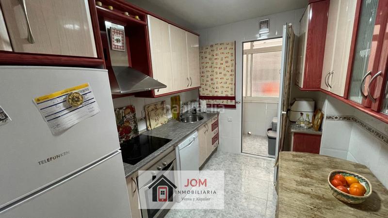 Foto b40fabb2-8205-4ea7-a656-fe9c52976d77. Pis amb calefacció aparcament a La Milagrosa Albacete