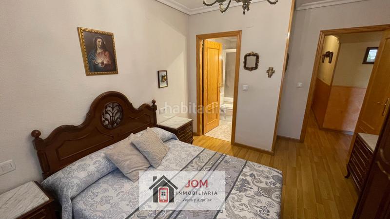 Foto f1818fe8-e8c8-413e-b4b5-6150f6b17853. Piso en La Milagrosa Albacete