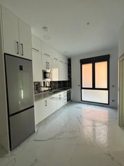 Miete Appartement in Industria. Alquiler apartamento