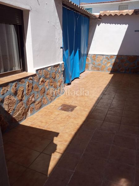 Foto 60e972da-3dee-4a6d-8429-cc586d0e272c. Casa amb xemeneia a Herrera (La)