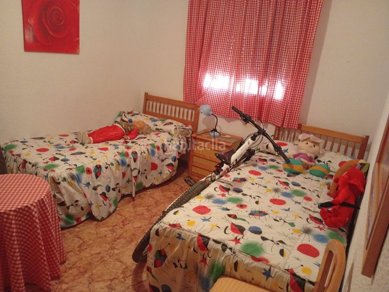 Foto 3d00b355-40e4-448c-8182-b4475e4c4bce. Chalet mit kamin heizung parking pool in Pedanías - Extrarradio Albacete