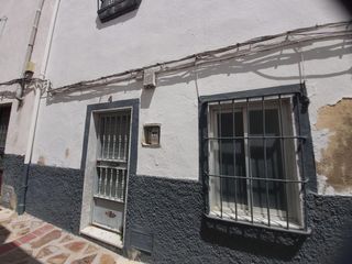 Casa  Lepe. Casa en martos