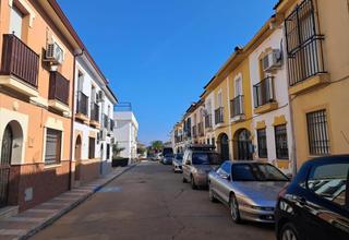 Casa  La igualdad. Casa adosada en calle igualdad, la carlota