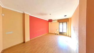 Appartement  Numancia. Piso en linares