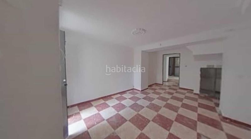 Foto e257e2aa-7b36-4bdf-823f-6ebaeaef051b. Casa a Baena