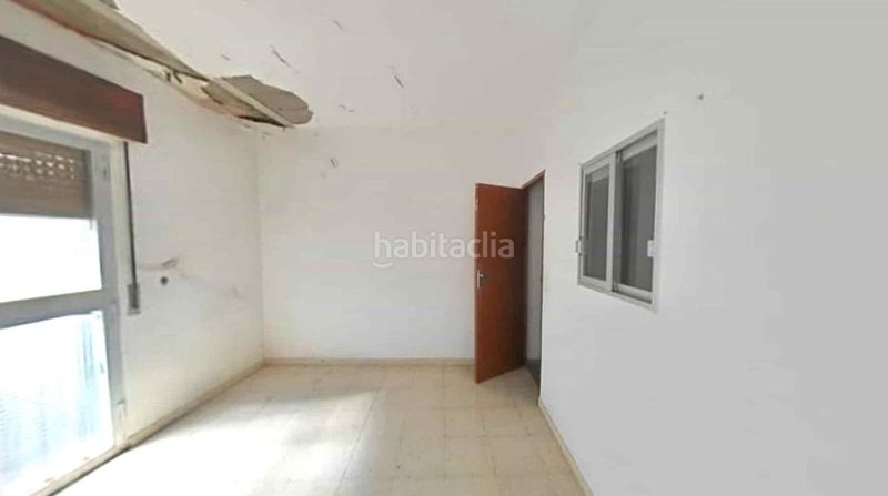 Foto a3ebd225-c66f-4b7a-a97c-05b83c1f1877. Casa a Dos Torres