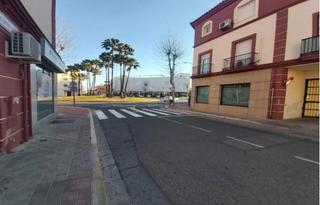 Aparcament cotxe  Cazalla de la sierra. Garaje en calle alcornocales