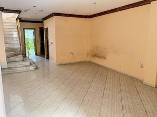 House  Baena. Chalet adosado en baena