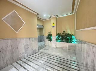 Appartement  De andalucía. Vivienda en avda. andalucía linares