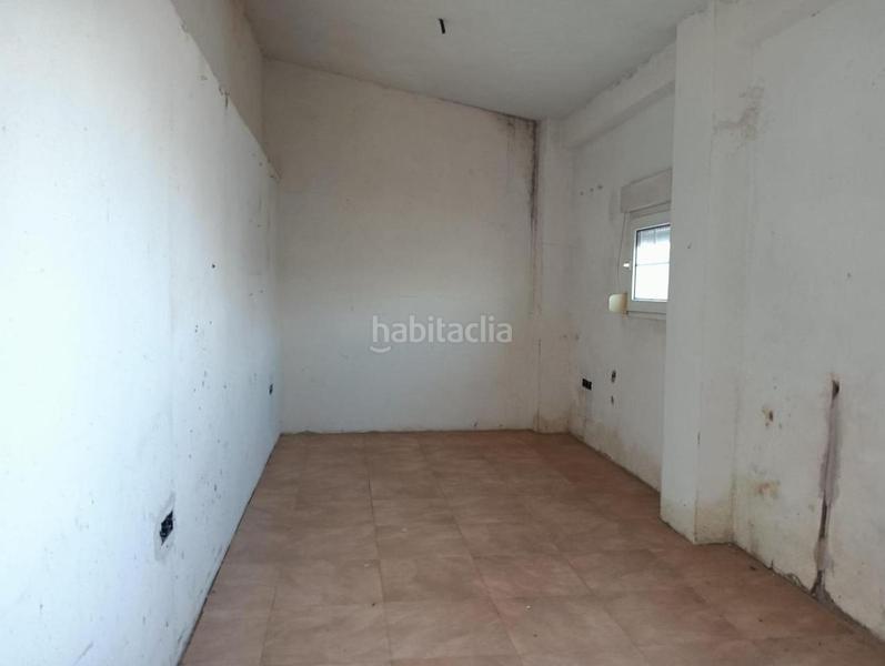 Foto bb2eca95-6cd3-4827-80de-a93f3d3487d3. Casa  adosada en Ctra. Circunvalación - La Magdalena Jaén