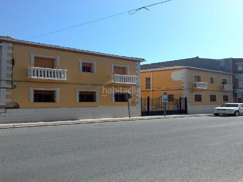 Foto 44a2ec06-1813-434c-b4eb-9997d6ea1884. Aparcament cotxe a Arjona