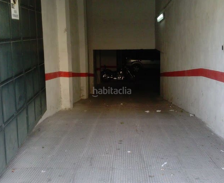 Foto 7f504ff9-1223-4e80-955f-f441a6ed67dc. Parking coche en Mancha Real