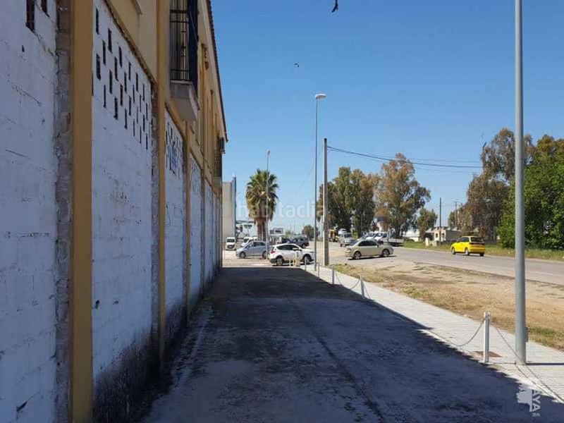 Foto 19ef1cbf-a43c-4032-a5c1-401724f8dd3c. Local comercial a Carlota (La)