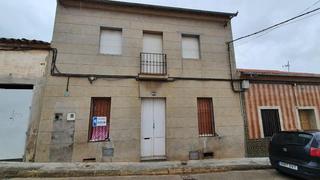 Casa  Garibaldi. Casa en peñarroyapueblonuevo