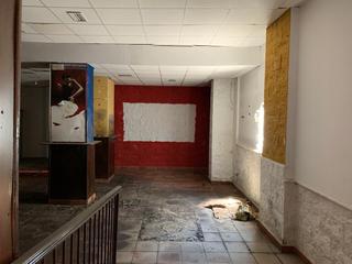 Local Comercial en Espronceda