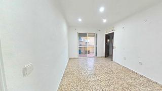 Pis  Panaderos. Piso a la venta en palma del rio