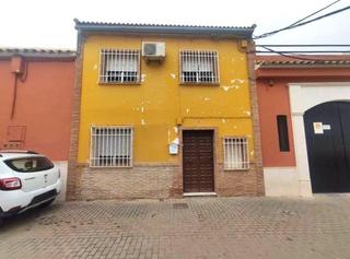 Casa  La huerta. Casa en calle huerta , puente genil