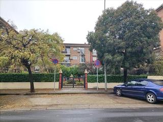 Pis  De mirasierra. Vivienda en parque azahara
