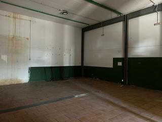 Bâtiment à usage industriel  Juan bautista escudero. Nave industrial en pol. de las quemadas.