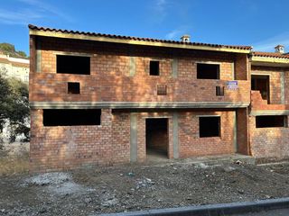 Haus  Calle fresno. Casa a terminar en suelo urbano en encinares de alcolea