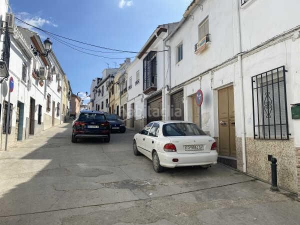 Foto aa9e87c0-9cb0-4dfb-9a19-5176d519bd40. Casa  en Baena