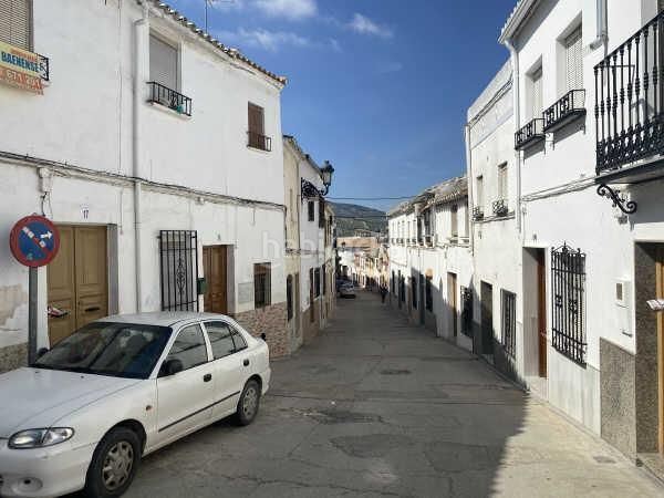Foto c248aeb4-87b0-49bd-9d09-4b9803132d40. Casa  en Baena