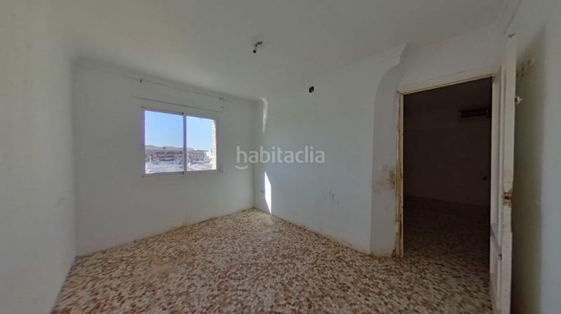 Foto 2aa730c8-00b6-4f2d-98ff-6e8391437091. Pis a Puente Genil