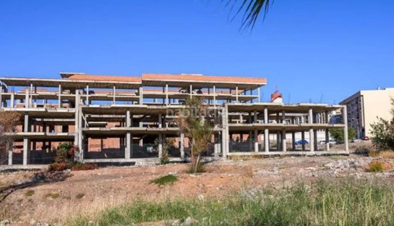 Foto e5eae194-163c-4265-abb1-b637b0492a31. Edifici a San Gonzalo Linares