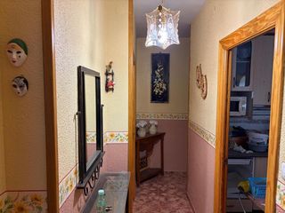 Pis  Cristóbal colón. Piso en calle cristóbal colón, torredonjimeno jaén