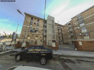 Pis  Loja. Piso en calle loja, córdoba